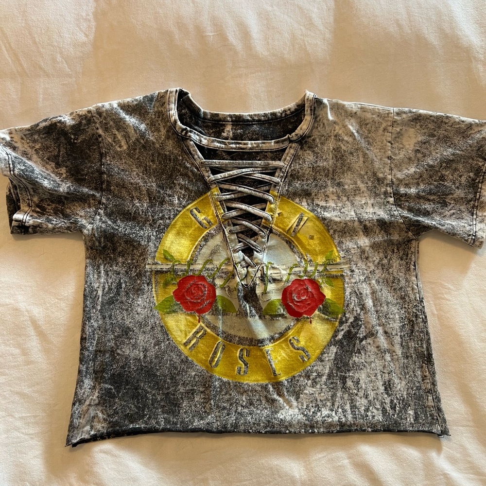 Guns n Roses cropped band tee